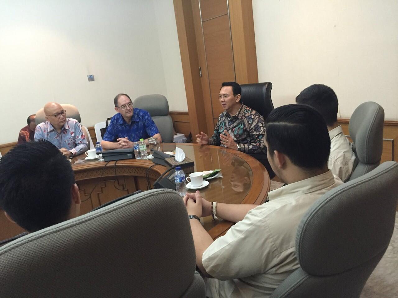 Cerita mengejutkan wanita ini ketika membuntuti Ahok saat bekerja