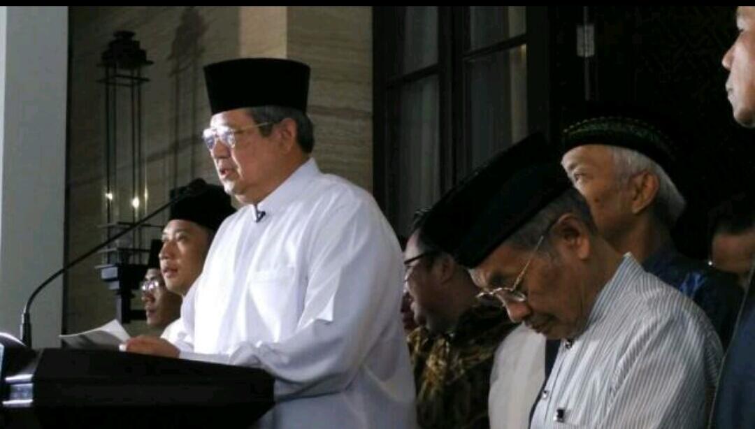 PDIP Bertanya Kenapa SBY Serang Jokowi Tiap Punya Masalah
