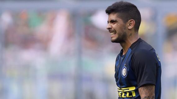 Rumor Banega Hengkang Dibantah