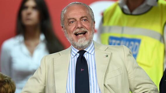 De Laurentiis Inginkan Ibra Jadi Pelatih Napoli