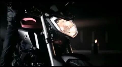 Yamaha Indonesia Kembali Tarik R25 dan MT25