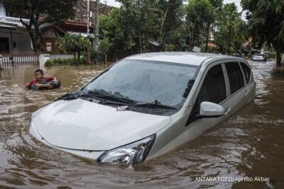 Ahok bilang bebas banjir, SMA 8 kini banjir lagi