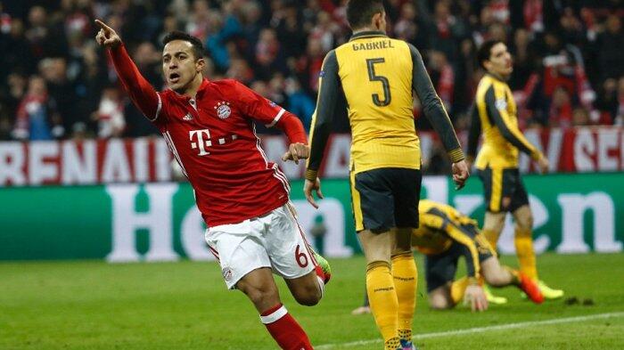 Video Alex Chamberlain Frustrasi Hadapi Tiki-Taka Bayern Muenchen