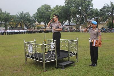 Mewujudkan Polisi Bersih, Polresta Jambi PTDH Briptu Firwan