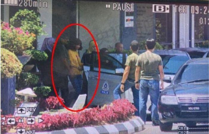 Siti Aisyah, si pelipat jaket dari Serang