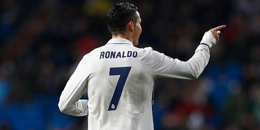 10 Pesepakbola yang memiliki kecepatan Sprint Speed di atas 30km/jam