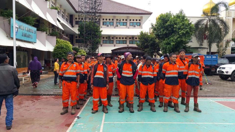 Heboh SMAN 8 Jakarta Kena Banjir