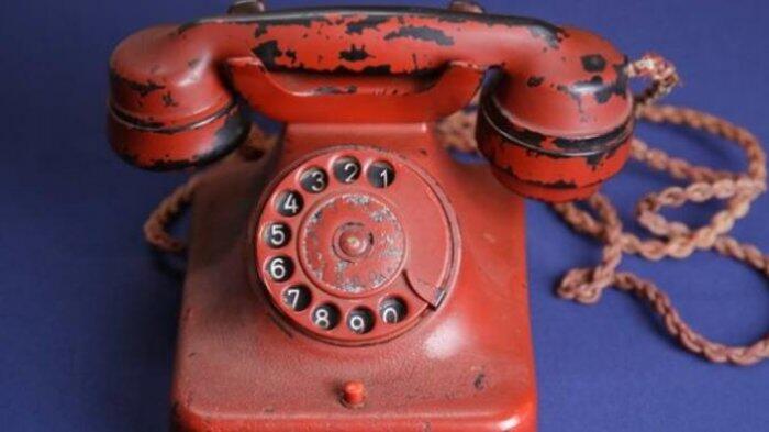 Ini Adalah Telepon Bekas Pakai Adolf Hitler, Saat Dilelang Laku Hampir Rp 3,3 Miliar