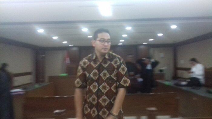 Sidang Brotoseno Ditunda 1 Maret 2017