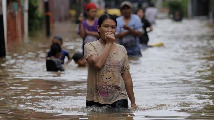 Penjelasan Ahok Soal Banjir di Cipinang Muara yang Lama Surut
