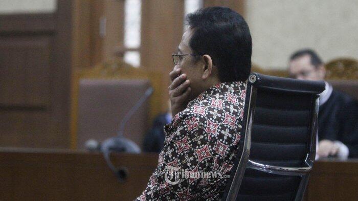 Irman Gusman Divonis Penjara 4,5 Tahun dan Denda Rp 200 Juta