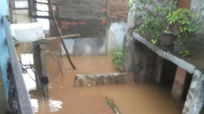 Cipinang Melayu Kembali Diterjang Banjir Setinggi Dua Meter