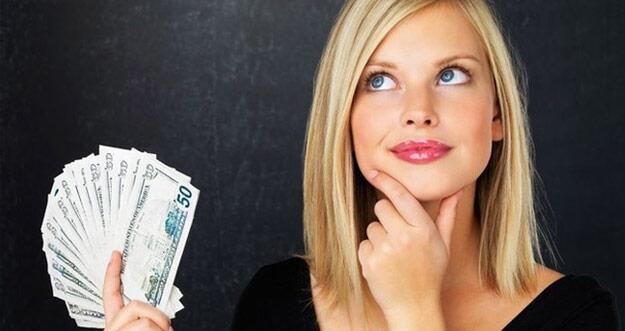 5 Penyebab Wanita Menjadi Materialistis