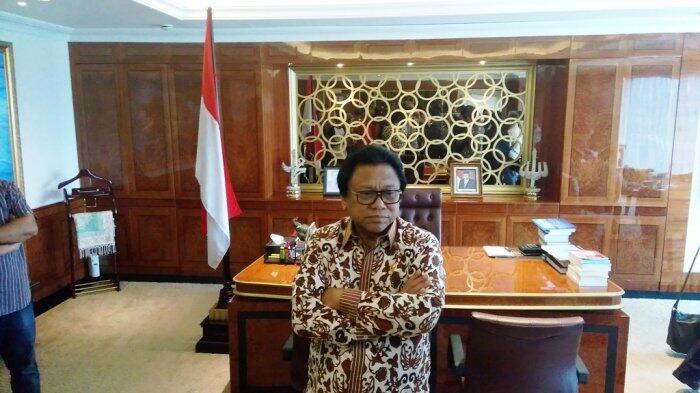 Ketika Oesman Sapta Minta PPP Angkat Tangan Dua Jari