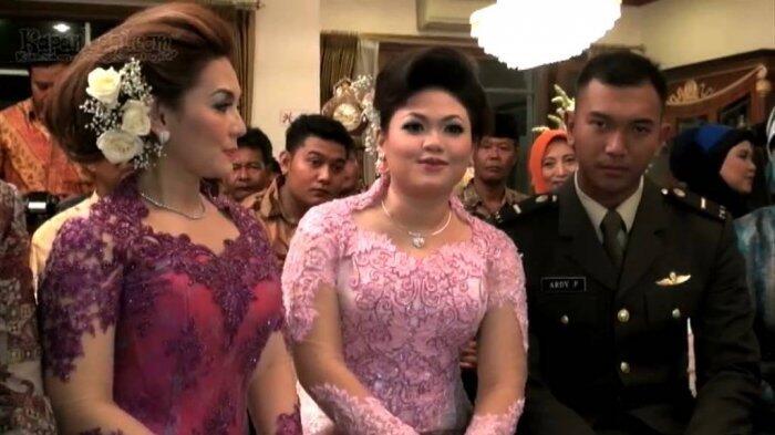 Ada Orang Ketiga yang Disebut Jadi Penyebab Perceraian Anak Nia Daniaty