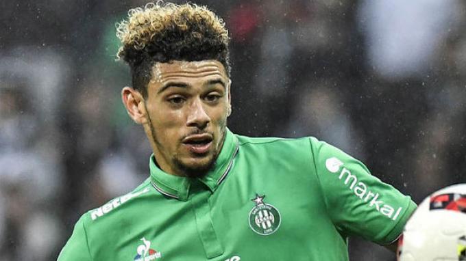 West Ham Incar Penggawa Multitalenta Kevin Malcuit