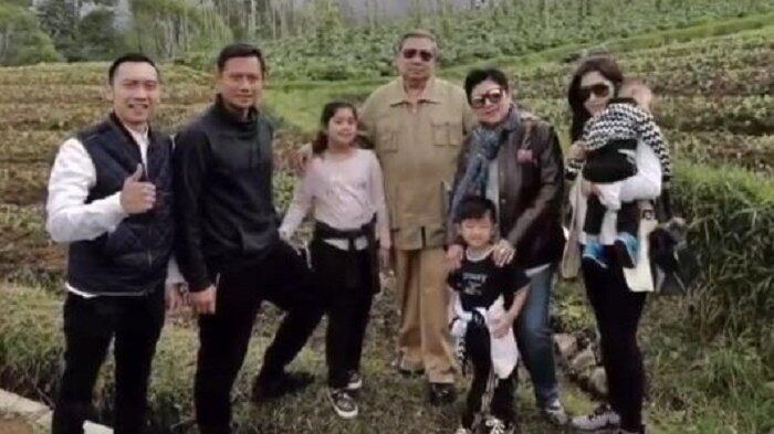 SBY Rogoh Kocek Rp 43 Juta demi Kereta Wisata Imperial