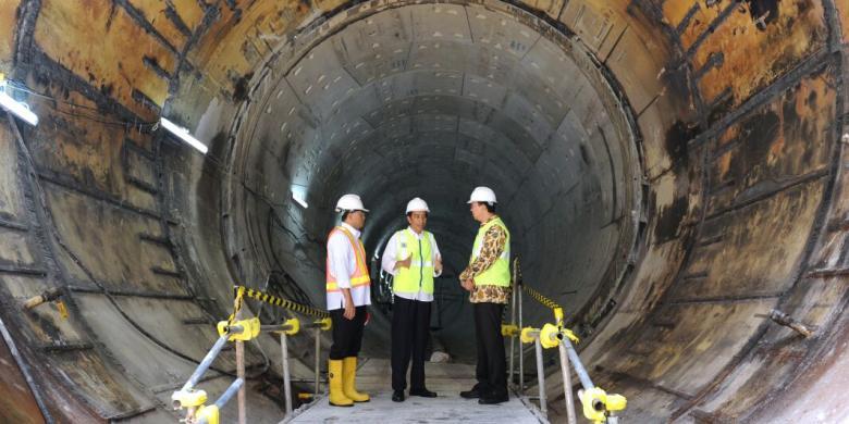 Jokowi Minta Ahok Tak Pusingkan Pendanaan Pembangunan MRT