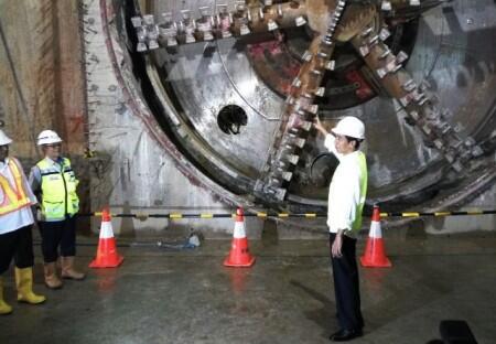 Presiden Berharap MRT Rampung Tepat Waktu