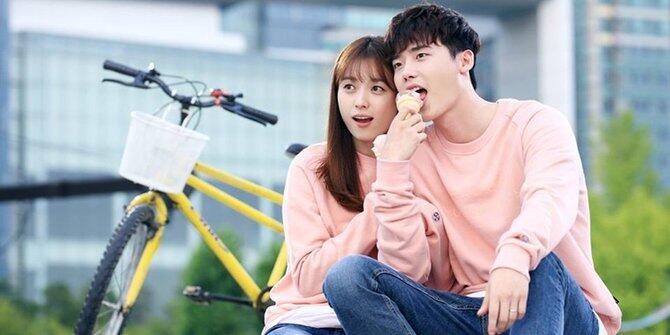 Girls, 6 Hal ini sering bikin cowok GR berat!