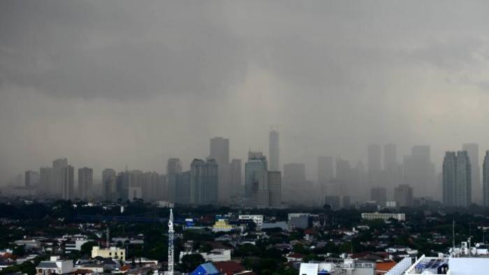 Siang Ini Jakarta Diperkirakan Akan Hujan Ringan