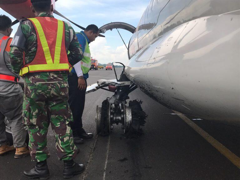Kecelakaan Pesawat di Lampung : Wings Air Pecah Ban di Bandara Raden Radin Inten