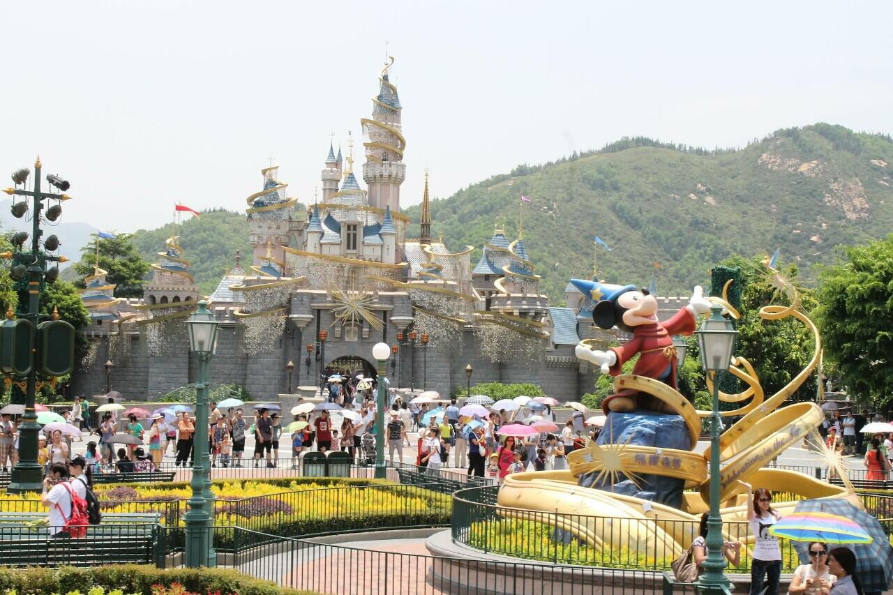 “The Happiest Place On Earth” ada di Hongkong? (Fakta - faktanya)