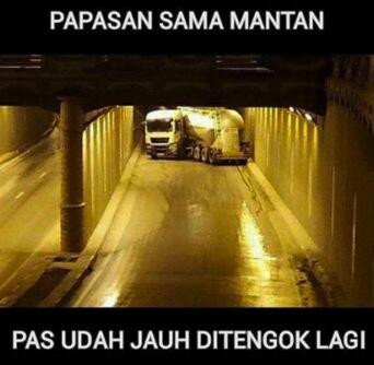 Momen-Momen Awkward Ketemu Mantan di Jalan!
