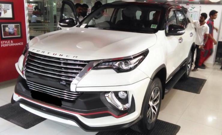 Toyota Siap Luncurkan Mobil SUV Toyota Fortuner Nippon Edition