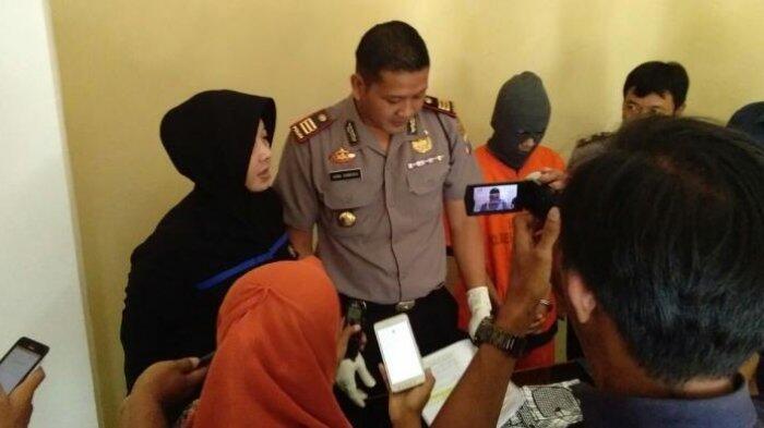 Menginap di Rumah Teman, Pelajar Ini Bangun Tengah Malam Mencabuli Kakak Temannya