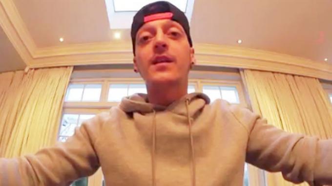 Mesut Oezil Rasakan Pengalaman Meracik Kuliner Khas Turki