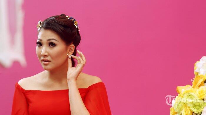 Ruben Onsu Bangga Sarwendah Memilih Berbusana Sopan Demi Buah Hatinya