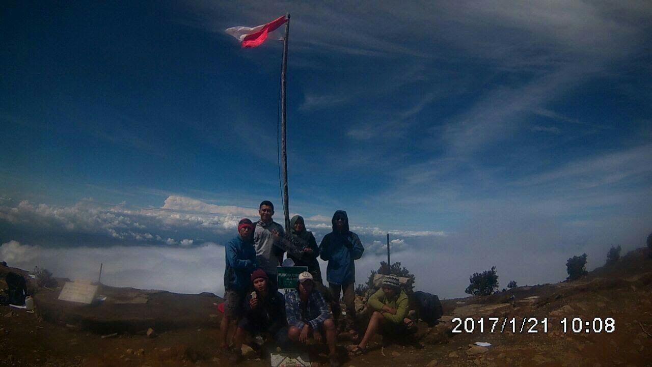 Catatan Perjalanan Summit Mt Ciremai 19-22 Januari 2017