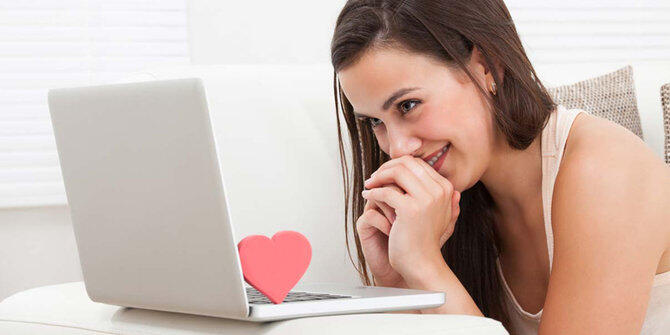 5 Tips jitu mengawali chatting di situs kencan online