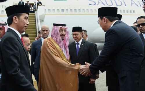 TOP NEWS (9): Ketika Terdakwa Penista Agama Salami Raja Salman di Bandara