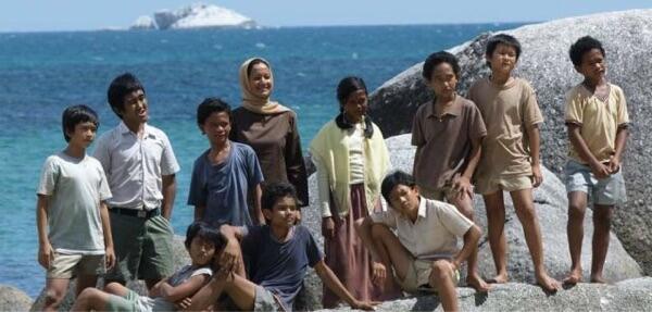 Kepingan Surga di Khatulistiwa itu Namanya Indonesia