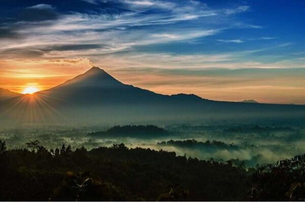 Kepingan Surga di Khatulistiwa itu Namanya Indonesia