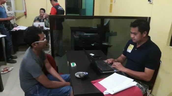 Tak Puas Cabuli Siswi SMP, Guru Ini Juga Menyebar Foto Bugil Adik Ipar