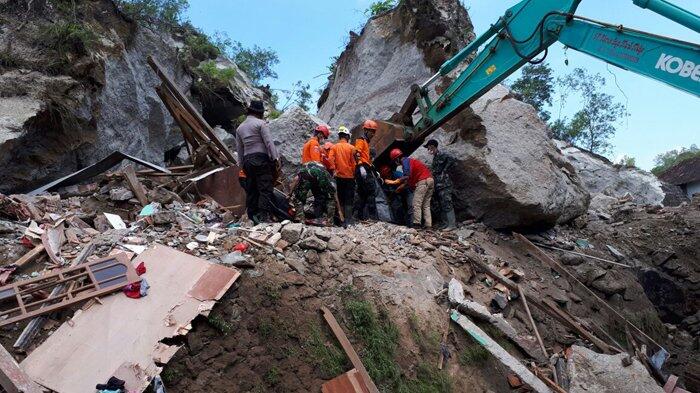Jenazah Tugiyem Terjepit Reruntuhan Rumah, Tulang-tulangnya Patah