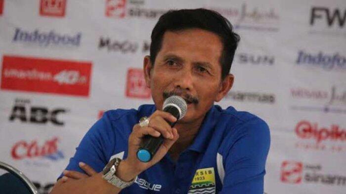 Persib Bandung Harus Menang Minimal Satu Gol dari Pusamania kata Djadjang Nurdjaman