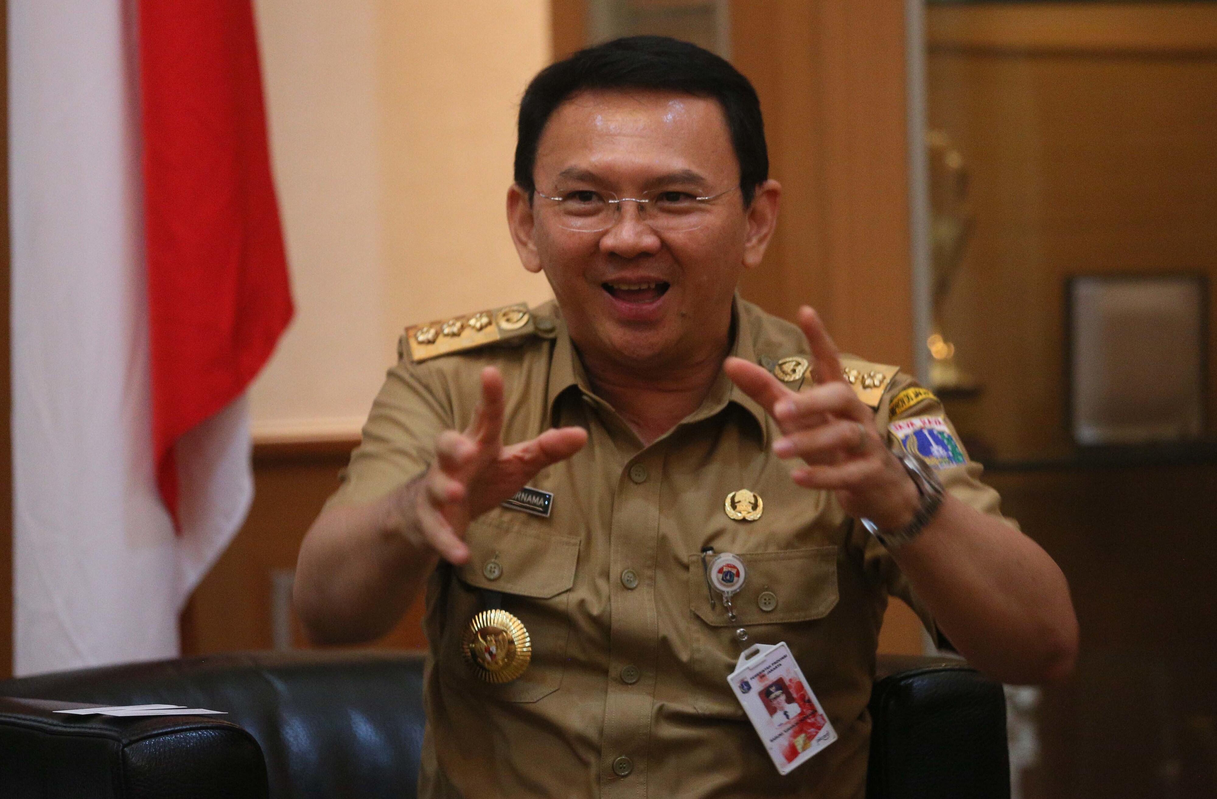 Antrean untuk Bertemu Ahok Membludak