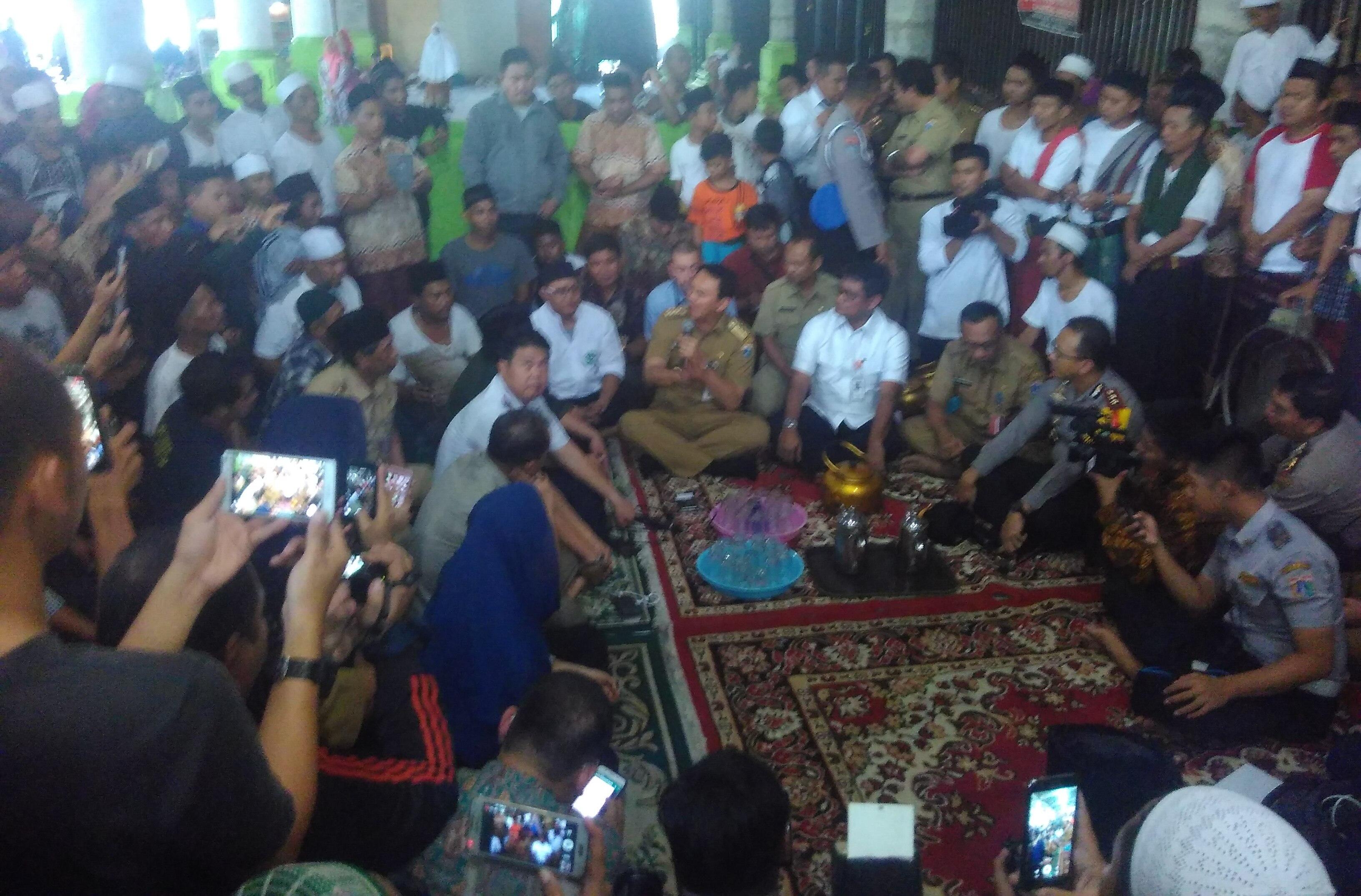 Djarot Meminta SKPD Tetap Semangat Melayani Warga