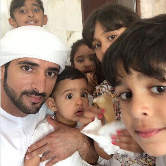 10 Potret Fazza, Pangeran Dubai yang charming dan jago bikin puisi