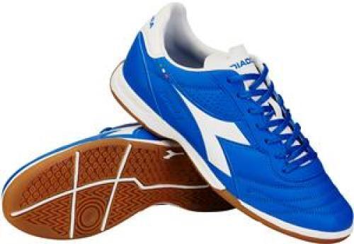 6 Koleksi Sepatu Futsal Terbaik di 2017 Yang Wajib Kamu Miliki!