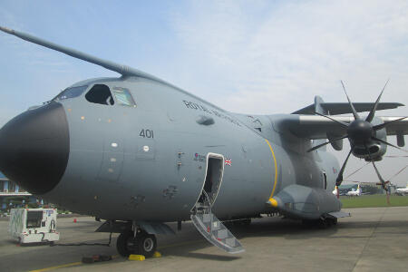A400M Royal Air Force Mampir ke Indonesia