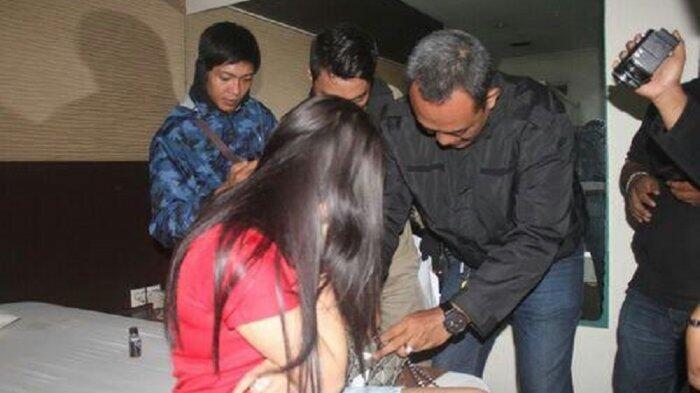 Razia Pasangan Mesum, Petugas Satpol PP Menyamar sebagai Pelayan Hotel