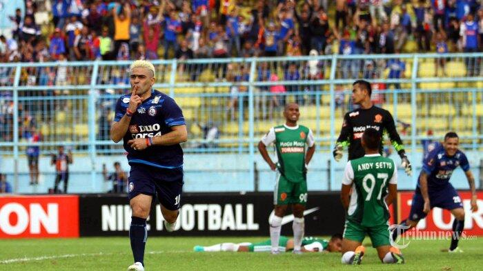 Berhasil Cetak Lima Gol, Cristian Gonzales: Semua Karena Kerja Keras Tim