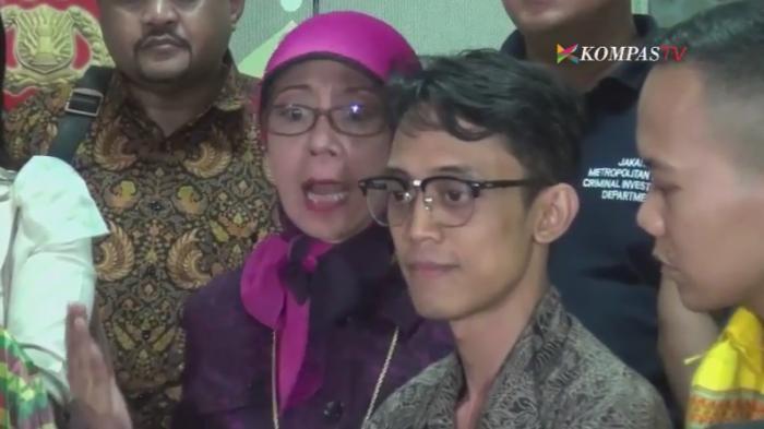 Kalau Dibilang Anak Durhaka karena Mau Penjarakan Mario Teguh, Ini Pembelaan Kiswinar
