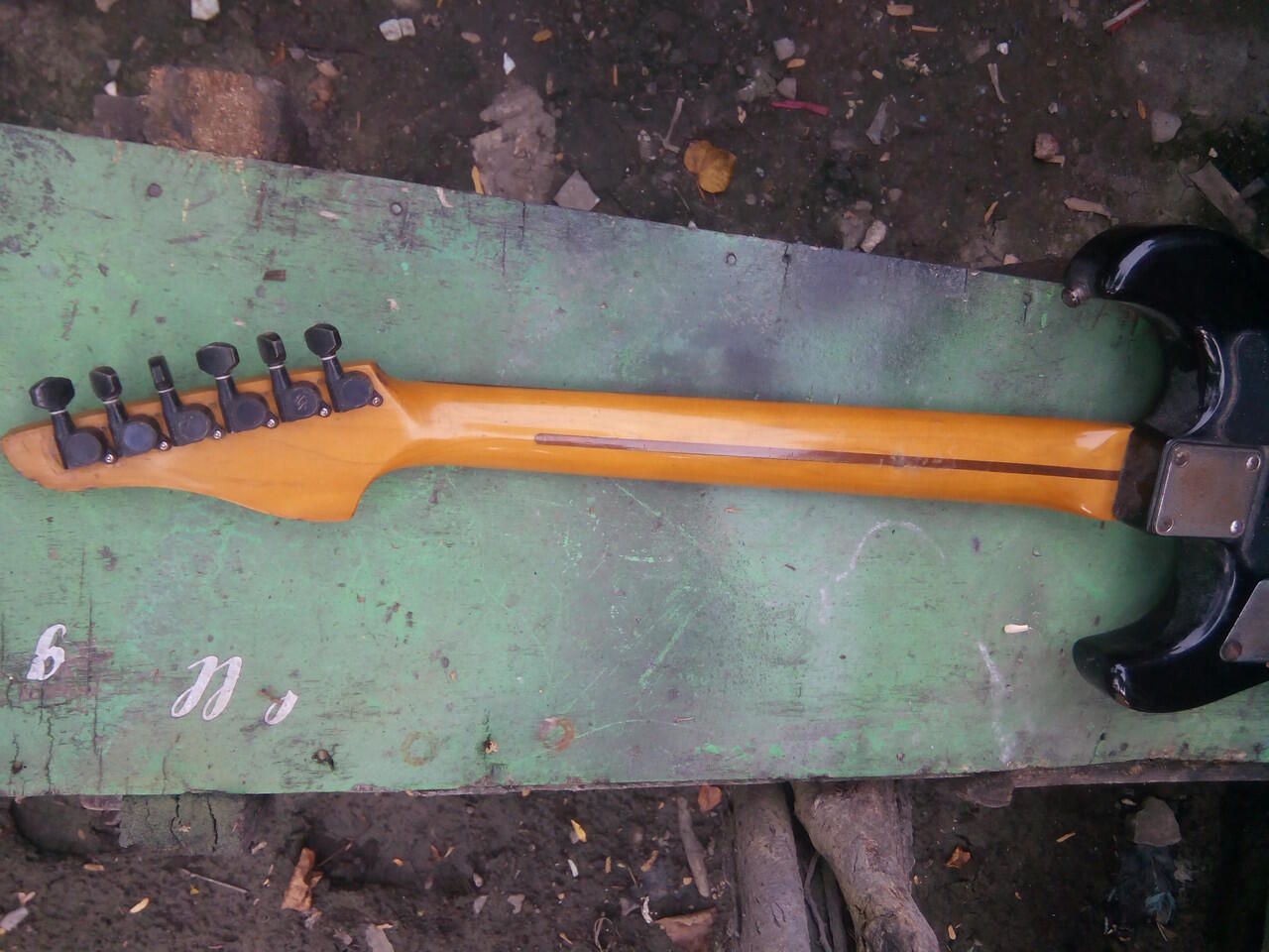 gitar casio stratocaster