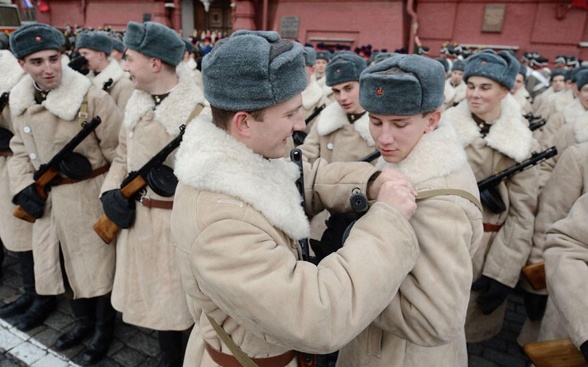 6 Jenis Topi Militer Terunik Di Dunia !